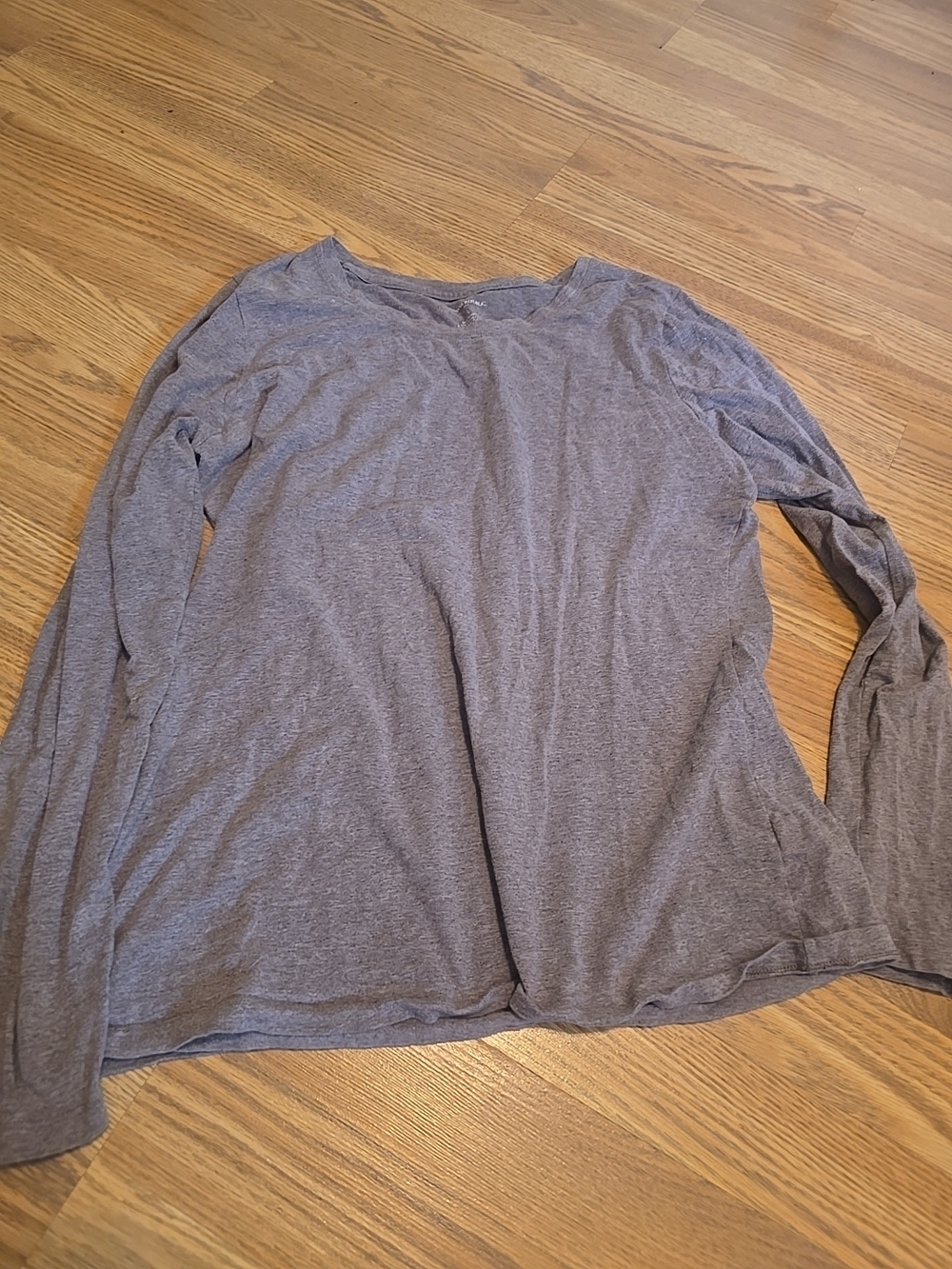 Everyday Women's Long-Sleeve Scoop Neck Tee — Brown